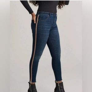 High Rise Ankle colorful stripe jeans 26W 2S